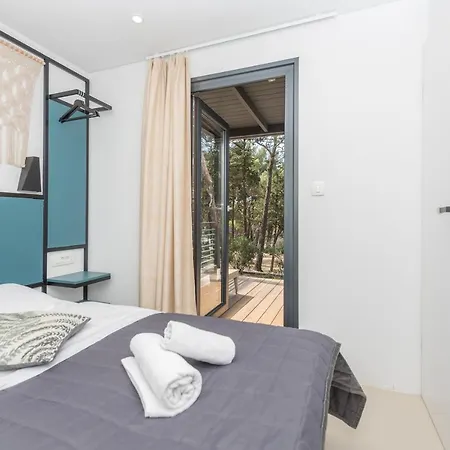 By The Sea - 19558 *